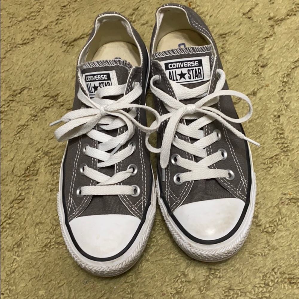 Gray converse women’s size 7
